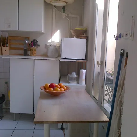 Calme Et Repos, Vue Sur Les Arbres Bed & Breakfast Paris